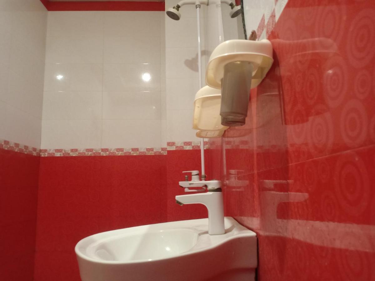 Hotel New Madina Faisalabad Buitenkant foto